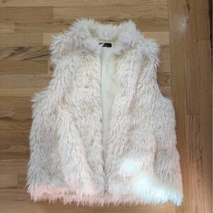 Faux Fur Vest in Cream